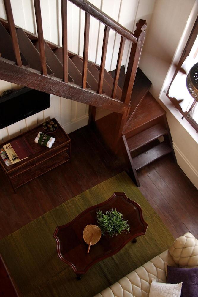 The Bhuthorn Bed & Breakfast Банкок Екстериор снимка